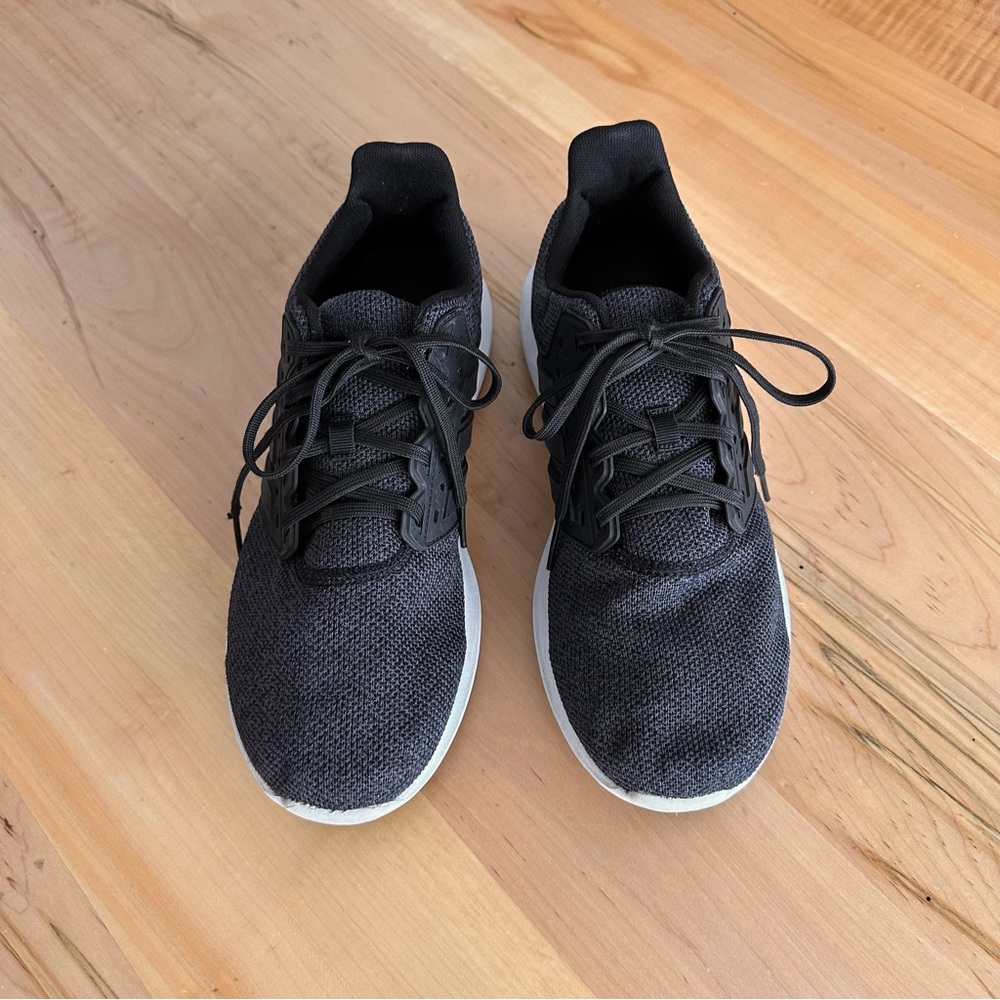 Adidas athletic shoes 10 - Picture 4 of 7